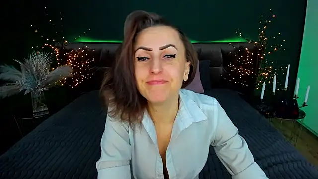 Rebecca Diamond online show from 02.04.26