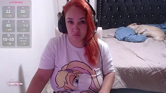 Snapshot of Eva_MilfF chatting on 02.20.25 Eva MilfF online show from 02.20.25