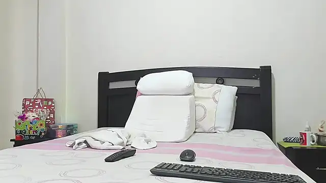 mara2020 69 online show from 02.20.26