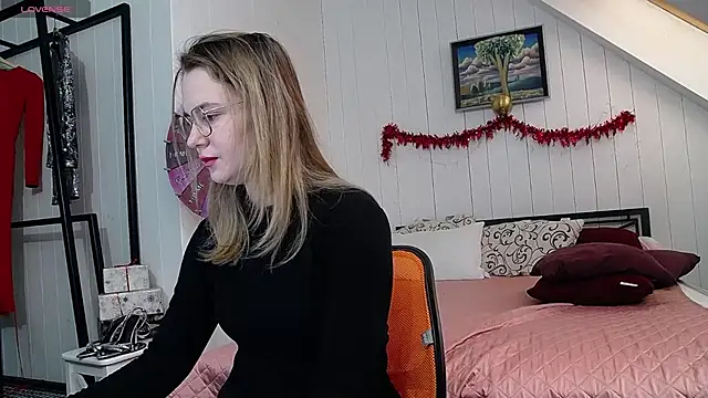 CindyJonson online show from 02.13.25