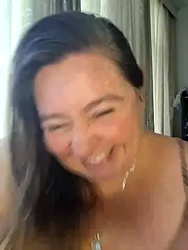 Snapshot of Iceprincess2bad4u chatting on 01.18.25 Iceprincess2bad4u online show from 01.18.25