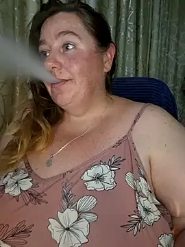 Snapshot of Iceprincess2bad4u chatting on 02.08.25 Iceprincess2bad4u online show from 02.08.25