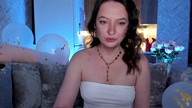 Snapshot of EvaBarsa_ chatting on 07.08.26 EvaBarsa online show from 07.08.26