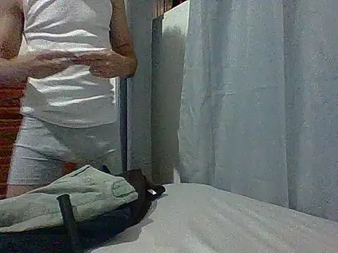 Snapshot of Rosecock69 chatting on 05.03.26 Rosecock69 online show from 05.03.26