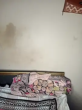 Sweet-Berry online show from 02.21.25