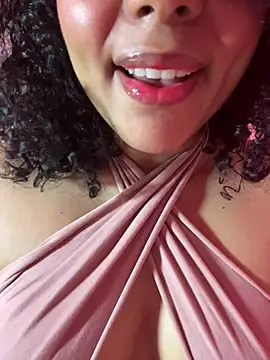 Snapshot of Electric_bae chatting on 02.04.25 Electric bae online show from 02.04.25