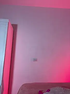 Snapshot of Electric_bae chatting on 02.09.25 Electric bae online show from 02.09.25