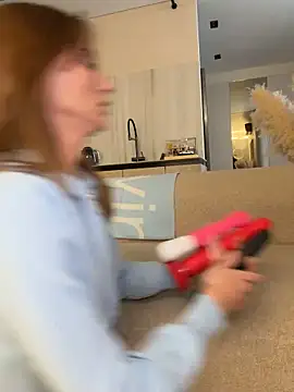 Snapshot of -AngelAri- chatting on 03.27.26 -AngelAri- online show from 03.27.26