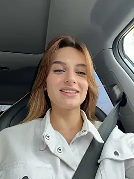 Snapshot of -AngelAri- chatting on 04.05.26 -AngelAri- online show from 04.05.26