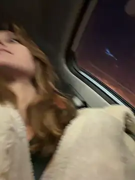 Snapshot of -AngelAri- chatting on 04.09.26 -AngelAri- online show from 04.09.26