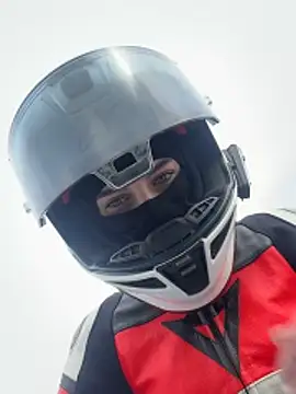 Snapshot of -AngelAri- chatting on 04.14.26 -AngelAri- online show from 04.14.26