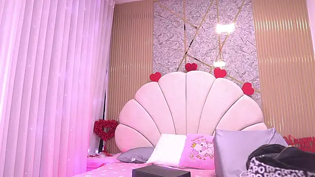 Snapshot of mssburbuja chatting on 02.14.26 mssburbuja online show from 02.14.26