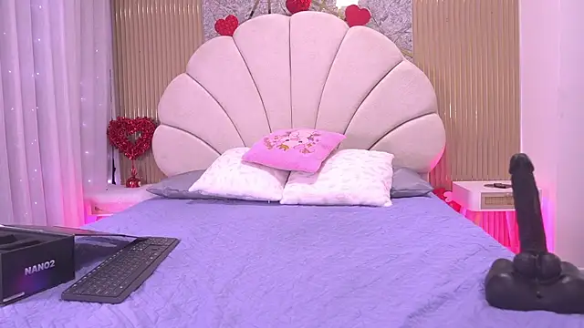 Snapshot of mssburbuja chatting on 02.20.26 mssburbuja online show from 02.20.26