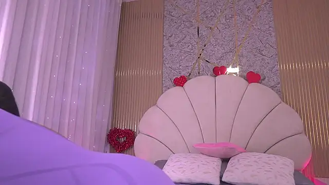 Snapshot of mssburbuja chatting on 02.24.26 mssburbuja online show from 02.24.26