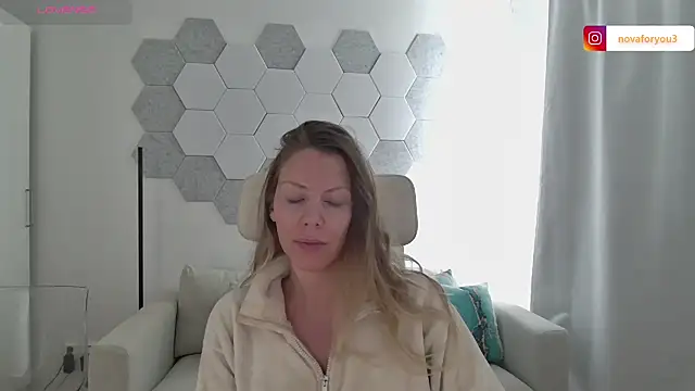 Snapshot of novaforyou1 chatting on 02.13.25 novaforyou1 online show from 02.13.25