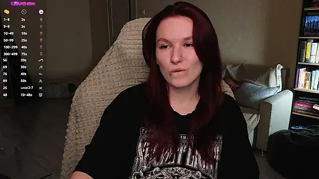 Snapshot of Val_lava chatting on 03.19.26 Val lava online show from 03.19.26