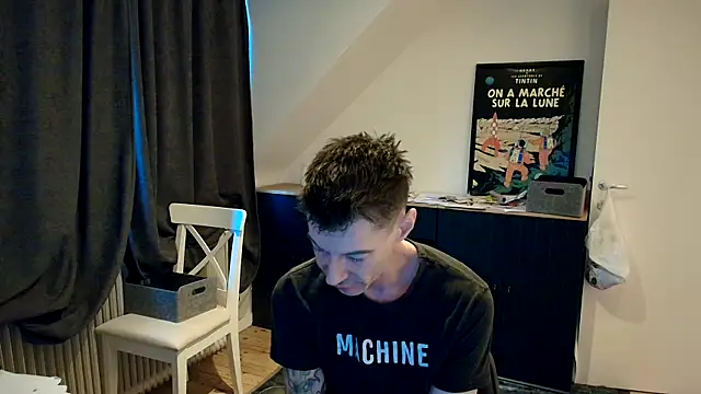 Snapshot of FREAK-Alex-Kanyon chatting on 10.01.25 FREAK-Alex-Kanyon online show from 10.01.25