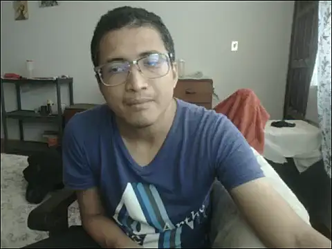 Snapshot of Mghty-cockl88 chatting on 02.14.25 Mghty-cockl88 online show from 02.14.25