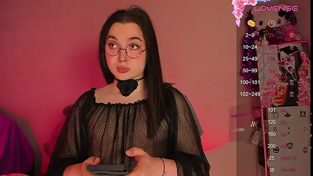 Snapshot of YsabellViveris chatting on 01.03.25 YsabellViveris online show from 01.03.25