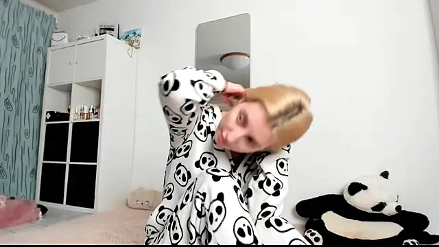 KenzieDawton online show from 01.18.25