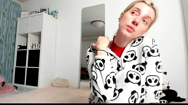 KenzieDawton online show from 02.24.25