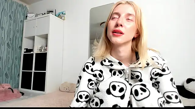 KenzieDawton online show from 03.15.25