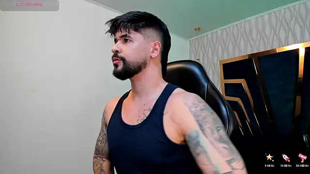 Snapshot of Petesevans chatting on 09.19.25 Petesevans online show from 09.19.25