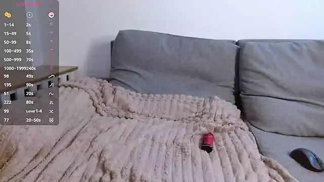 Snapshot of BrastStr chatting on 11.25.25 BrastStr online show from 11.25.25