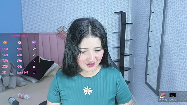 BIANCAROY1 online show from 10.18.25