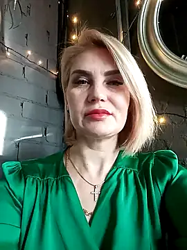 JennyOMay online show from 12.14.24