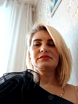 JennyOMay online show from 02.25.26