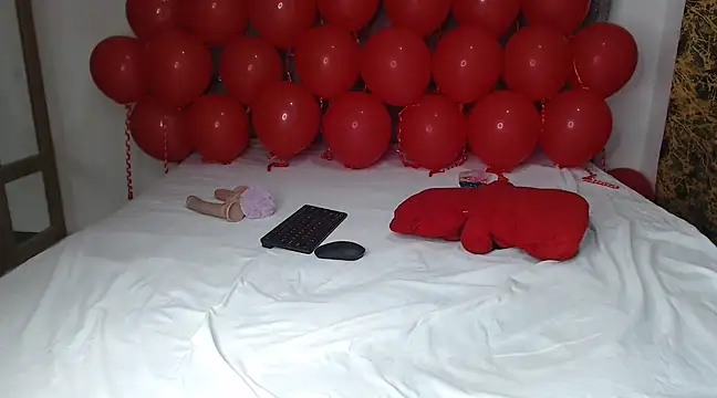 Naughtymis online show from 02.15.25