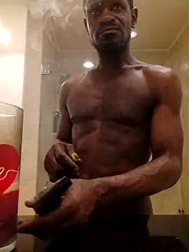 Maculine Stayr online show from 02.15.25