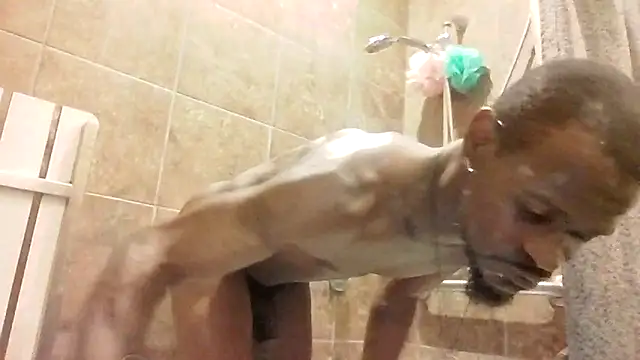 Maculine Stayr online show from 10.19.25