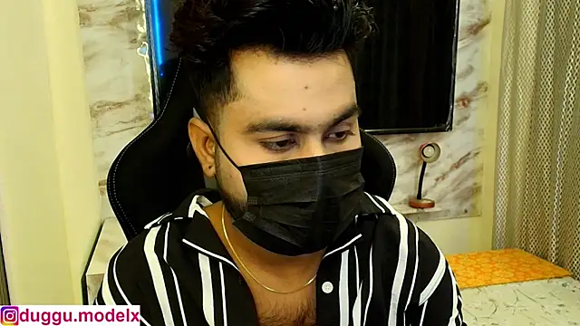 Snapshot of SHENOY3 chatting on 02.14.26 SHENOY3 online show from 02.14.26