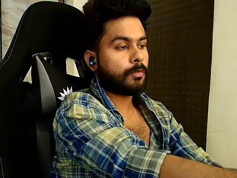 Snapshot of SHENOY3 chatting on 02.26.26 SHENOY3 online show from 02.26.26