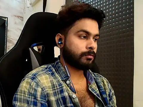 Snapshot of SHENOY3 chatting on 02.28.26 SHENOY3 online show from 02.28.26