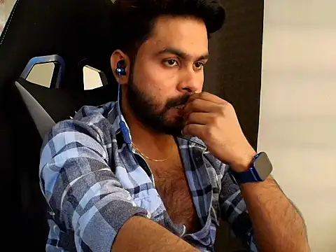 Snapshot of SHENOY3 chatting on 03.03.26 SHENOY3 online show from 03.03.26