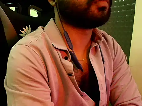 Snapshot of SHENOY3 chatting on 04.06.26 SHENOY3 online show from 04.06.26