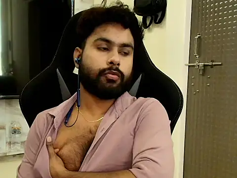 Snapshot of SHENOY3 chatting on 06.07.26 SHENOY3 online show from 06.07.26