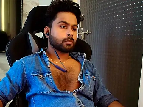 Snapshot of SHENOY3 chatting on 06.11.26 SHENOY3 online show from 06.11.26