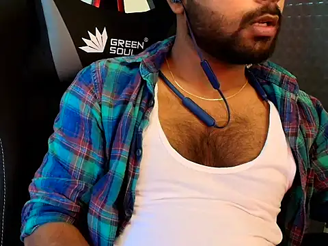 Snapshot of SHENOY3 chatting on 06.12.26 SHENOY3 online show from 06.12.26