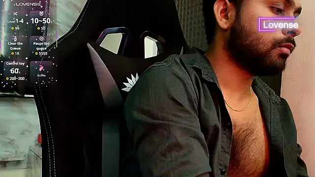 Snapshot of SHENOY3 chatting on 07.05.26 SHENOY3 online show from 07.05.26