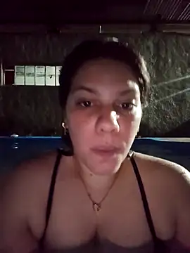 Snapshot of Janefruti chatting on 12.22.25 Janefruti online show from 12.22.25