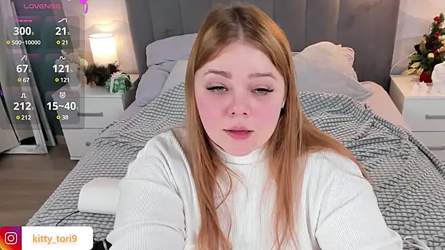 Snapshot of Tori_cat chatting on 12.14.24 Tori cat online show from 12.14.24