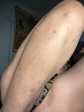 Snapshot of kiaraglam2 chatting on 02.20.25 kiaraglam2 online show from 02.20.25