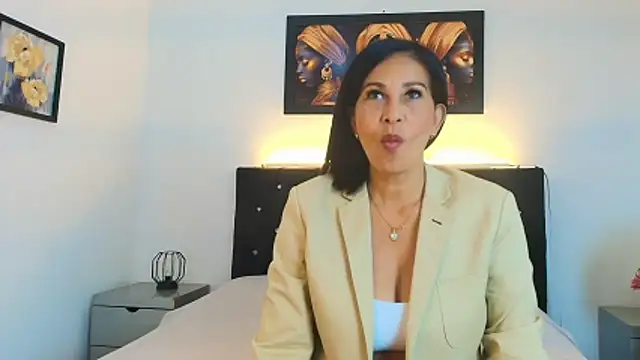 Snapshot of Shanon_mature chatting on 05.06.26 Shanon mature online show from 05.06.26