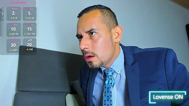 jhonyalzate2 online show from 11.20.25