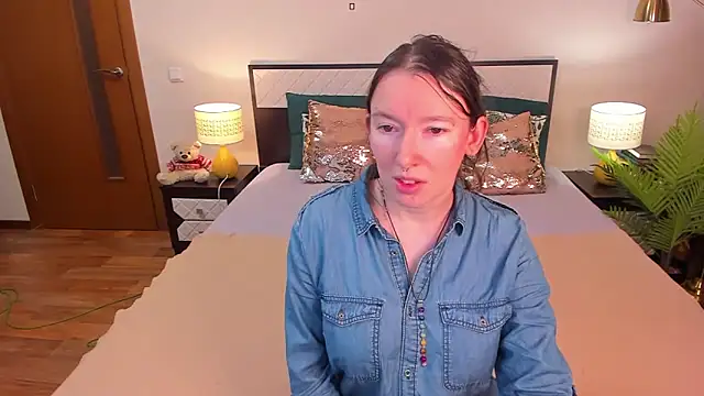 CatherineWalls online show from 05.18.26