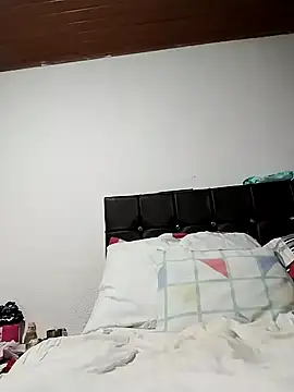 Vicky Rosse online show from 11.08.25